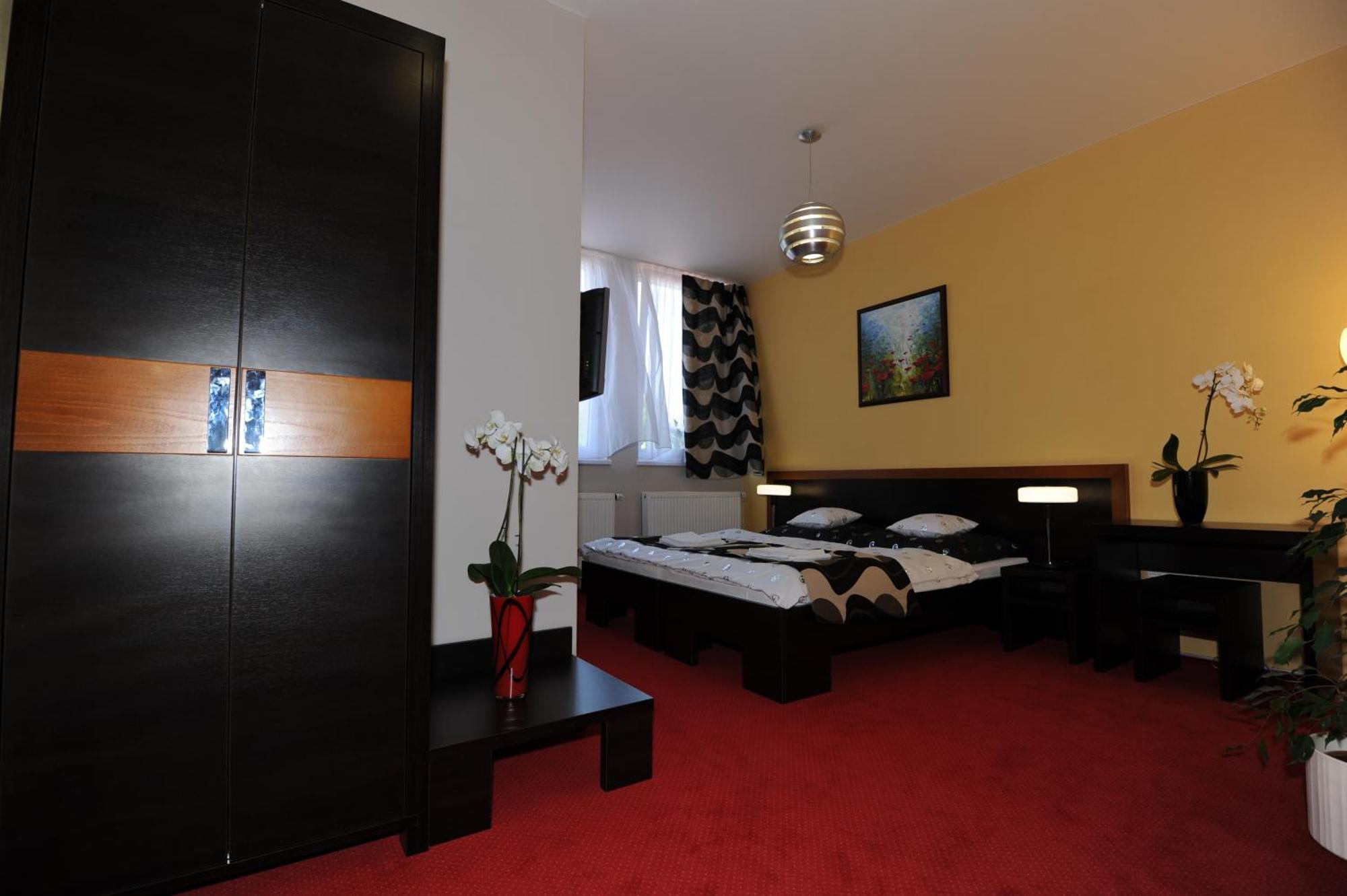 Guest House Penzion Fortuna Tvrdosin Exterior photo