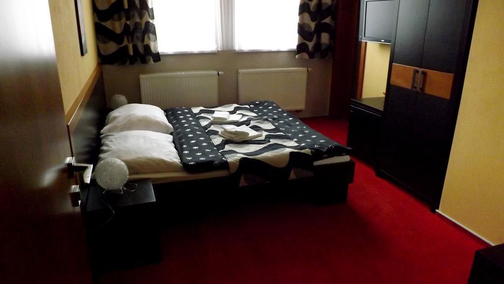 Guest House Penzion Fortuna Tvrdosin Room photo